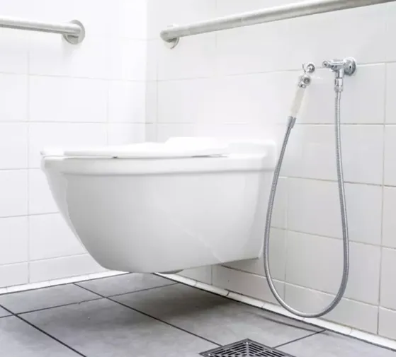 commercial-toilet-install